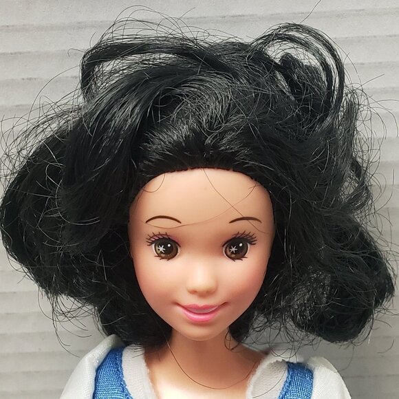 Disney Snow White Doll Mattel 1992 - Picture 4 of 8